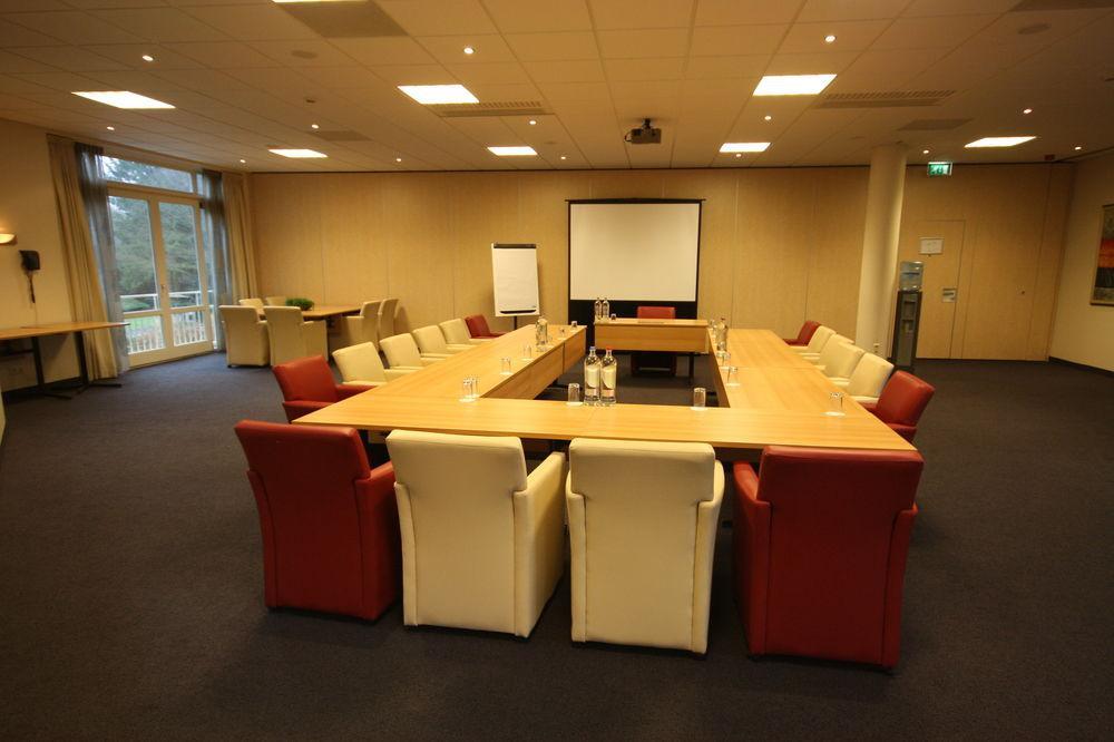 Hotel De Werelt 4*