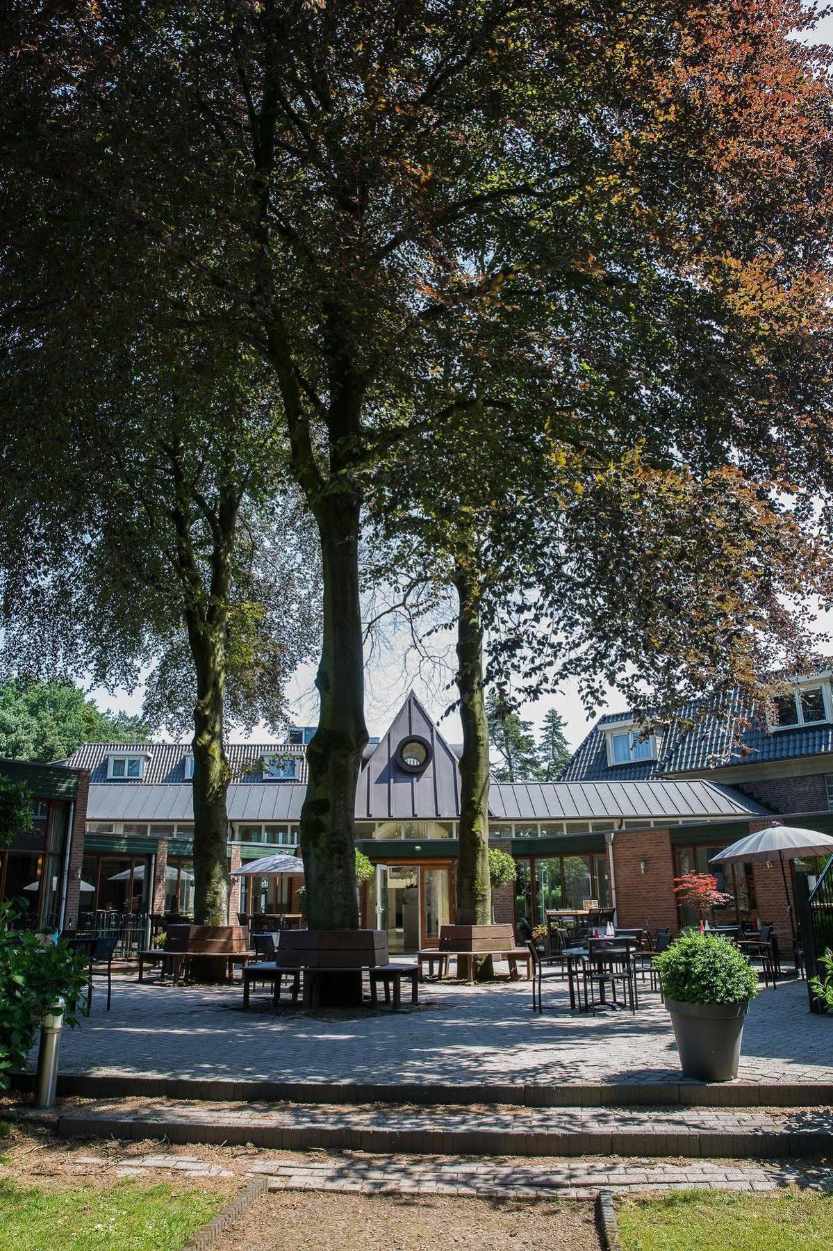 Hotel De Werelt 4*